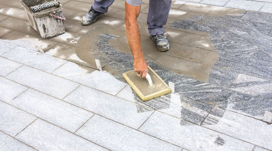 Professional gutter cleaning in Dearborn Heights, MI